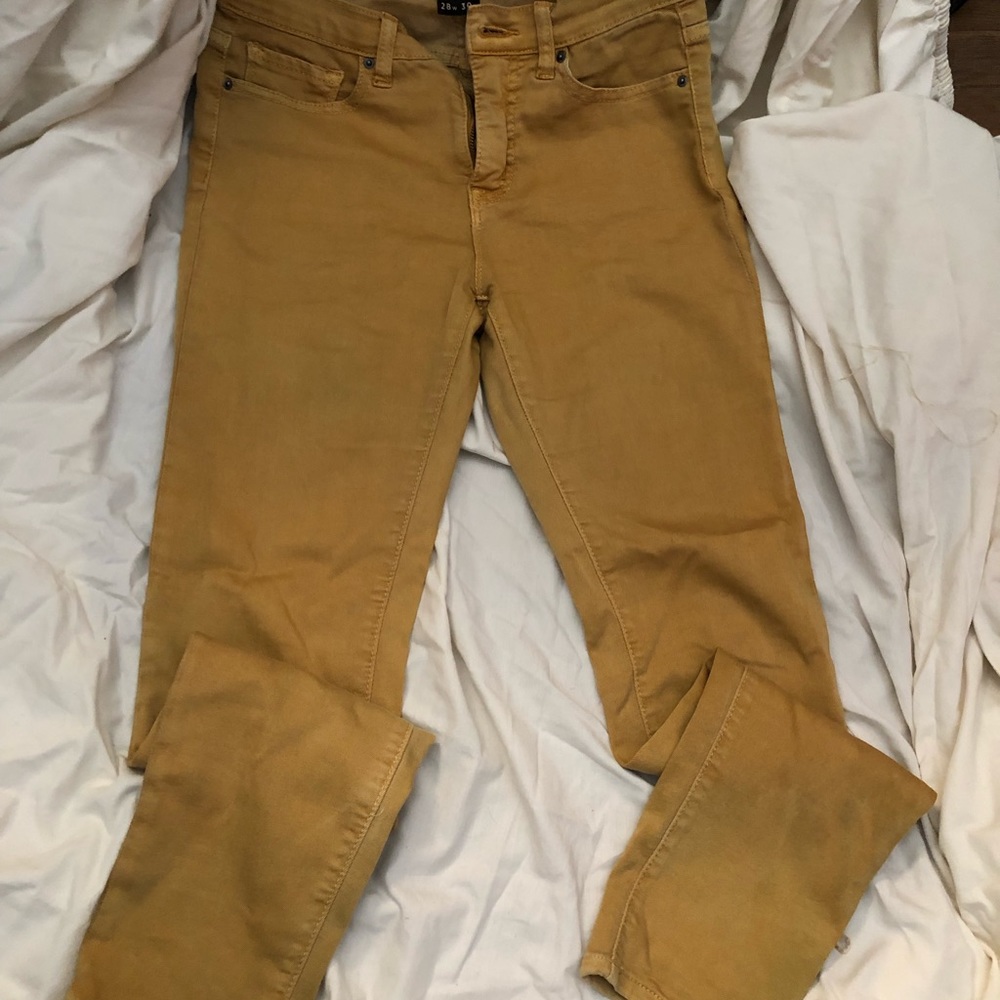Urban Outfitters BDG jeans in mustard yellow